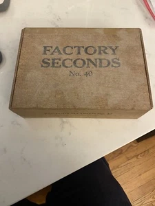 VINTAGE FACTORY SECONDS NO. 40 Empty Cigar Box - Picture 1 of 7