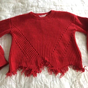 No Boundaries Junior Sweater Size Small (3-5) Red Fringe - Picture 1 of 6