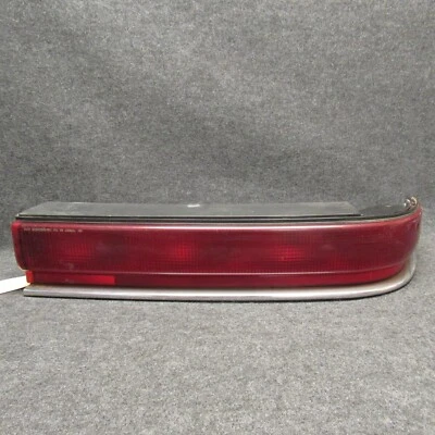 1992-1993 Buick Roadmaster Sedan destro passageiro lateral lanterna traseira 60411 - Imagem 1 de 4