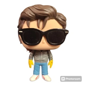 Steve Harrington con gafas de sol - Stranger Things (Temporada 2) Funko Pop! - Imagen 1 de 2