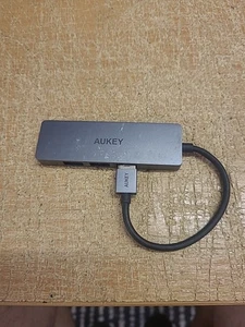 AUKEY CB-H36, USB X 4 PUERTOS Aluminio. Conector USB estilo delgado - Imagen 1 de 8