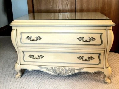 ВИНТАЖ 1970-Х ФРАНЦУЗСКАЯ ПРОВИНЦИАЛЬНАЯ МЕБЕЛЬ ТРИ ШТ. - Изображение 1 из 4