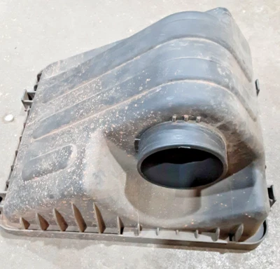 Kia Sorento Hyundai Santa Fe 2010-2013 2,4 L filtro de aire mitad superior - 28110-2P200 Foto 1 de 4