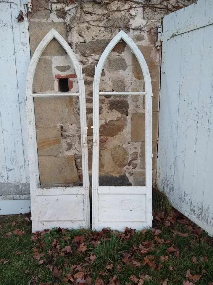 fenêtre anciennes ogives - Photo 1/2
