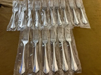 Tenedores de cena plateados Oneida King James 1985 de colección (14) piezas — NUEVOS EN PAQUETE Foto 1 de 4