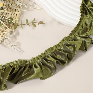 Bordo in pizzo chiffon plissettato 3D 5,5 iarde 2" bordo in tessuto da cucire, verde oliva - Foto 1 di 7