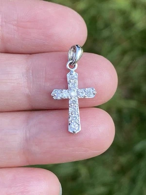Platinum 0.30CTW 100% Natural Diamond Cross Pendant - Image 1 of 4
