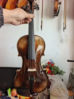 New 4/4 violin Stradi model flamed maple back spruce top hand carved No19 - Image 1 of 4