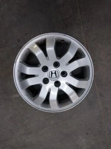 Used Wheel fits: 2005 Honda Cr-v 16x6-1/2 alloy 10 spoke Asahi manufacturer Grad - Picture 1 of 24