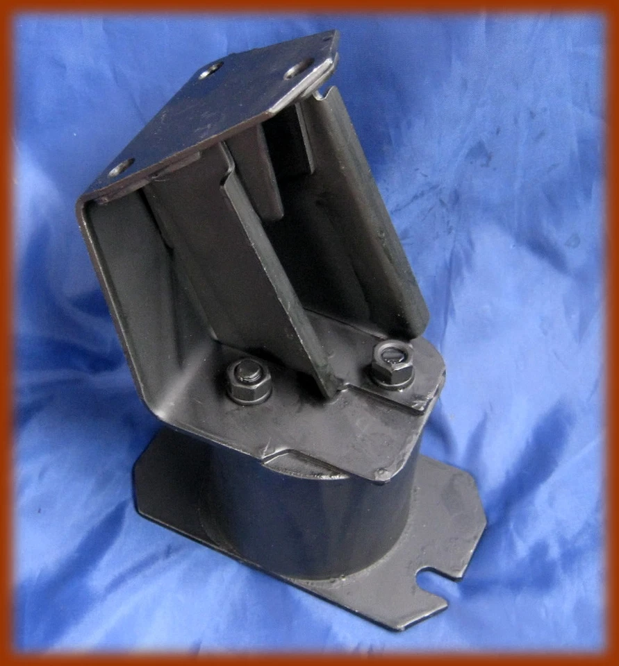 ALFA ROMEO GIULIA / 1750 / GT / DUETTO - Montaje motor lado izquierdo Foto 1 de 1