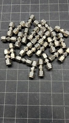 Stainless Steel Swagelok Tube Fitting, Union, 3/16 in. Tube OD SS-300-6