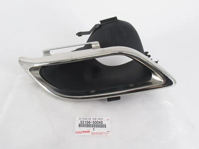 Acabador de escape parachoques trasero derecho pasajero Toyota Lexus 52106-50040 original OEM Foto 1 de 4