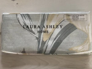 Laura Ashley Lilium Grey Green Curtain Tie Backs (2 In Pack) - Picture 1 of 4