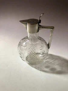 Kristall-Karaffe - für Rotwein geeignet ,mit breitem Ausguss ,19tes Jhdt - Bild 1 von 4