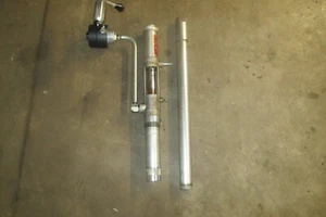 Bomba de aceite neumática Graco Fast Ball 222-051 con medidor de cuartos y adaptador de tapón - Imagen 1 de 13