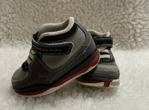 Jordan Sneakers Toddler High Tops Size 5 Grey - Picture 1 of 9