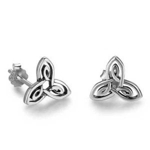 TRIQUETRA - Celtic Trinity knot- Stud Earrings - Solid 925 Sterling silver - 8mm - Picture 1 of 2
