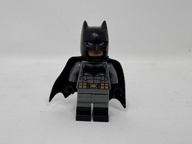 LEGO Super Heroes Batman Minifigure Grey Suit sh0218 76045 76046