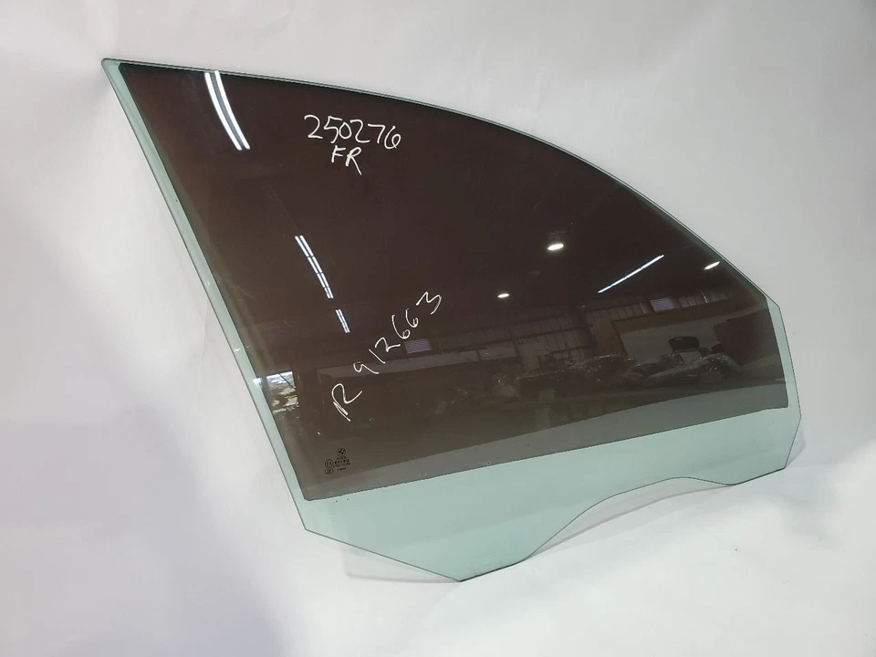 BMW 525I 2004 2005 2006 2007 OEM puerta delantera derecha vidrio Foto 1 de 4