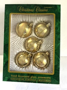 Commodore Clásicos de Navidad Vintage 4 Adornos de Vidrio Dorado Decorado a Mano - Imagen 1 de 5