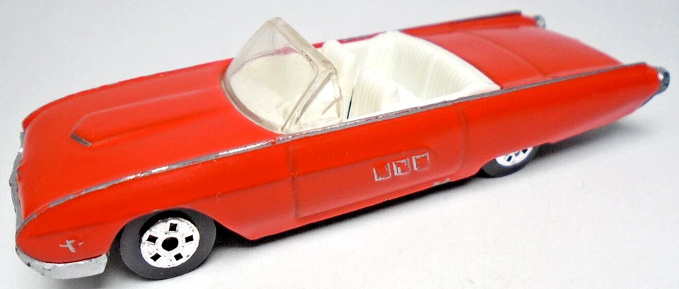 COCHE FORD THUNDERBIRD CONVERTIBLE ROJO 1:64 DIECAST 3 1/8" DISNEY FLUBBER '63 Foto 1 de 4
