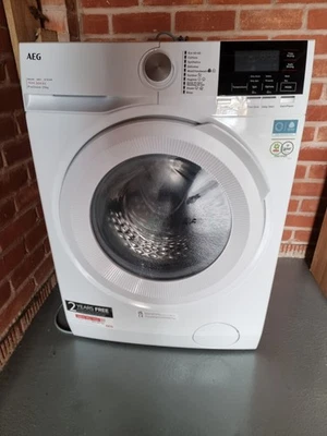 AEG 7000 Series Combined Washer Dryer - Virually New - Image 1 of 2