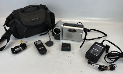 Sharp LCD Camcorder Model VL-AH160U Viewcam Hi8 w/ Battery, AC Adapter, Remote - Image 1 of 4