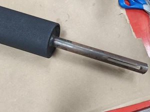FDS PRE-STRETCH A RULLI 3-5/8 OD, 23-1/4" rivestito, 34" totale, albero da 1" - Foto 1 di 13