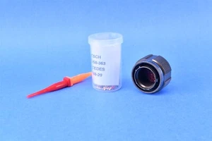 Amphenol 18 Position Circular Connector Plug Male Crimp D38999/26WD18PN - Picture 1 of 3