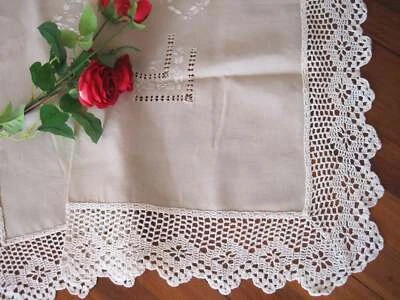 Vintage Hand Flower Embroidery Hemstitch Beige Wide Crochet Lace Table Cloth — 第 1/4 张图片