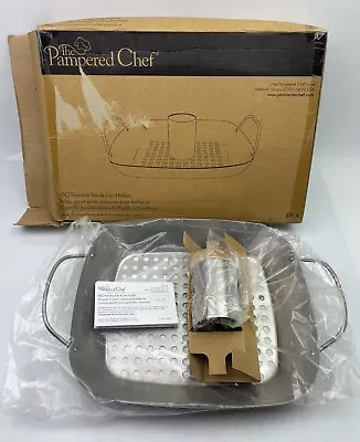 The Pampered Chef BBQ Roasting Pan & Can Holder 2714 - COMPLETE w/ Instructions - Image 1 of 2