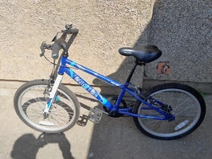 Boys pushbike - Picture 1 of 9
