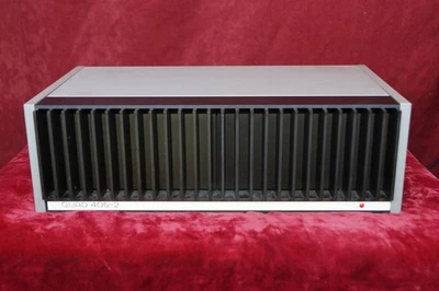 Amplificatore di potenza QUAD 405-2 argento vintage funzionante necessita di ... - Immagine 1 di 4