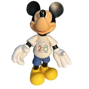 Figurina articolata Topolino 2018 Disney Paris 7" - Ritirata! - Foto 1 di 8