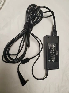 iGo 90 watt Laptop Charger AC Power Adapter - Picture 1 of 6