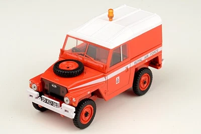43LRL003 Oxford Diecast Land Rover 1/2-Ton Lightweight 1/43 Model RAF Red - Image 1 of 2