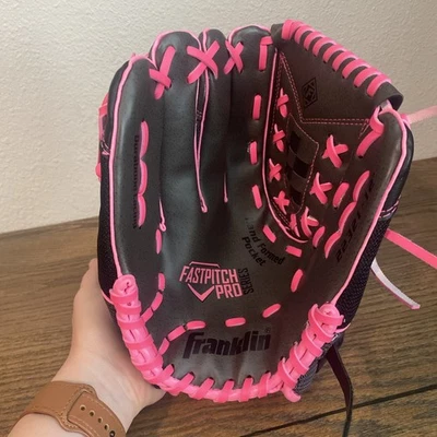 Franklin 22321 Fastpitch 12” Pro Series Pink Softball Glove Left Hand Throw - Image 1 of 4