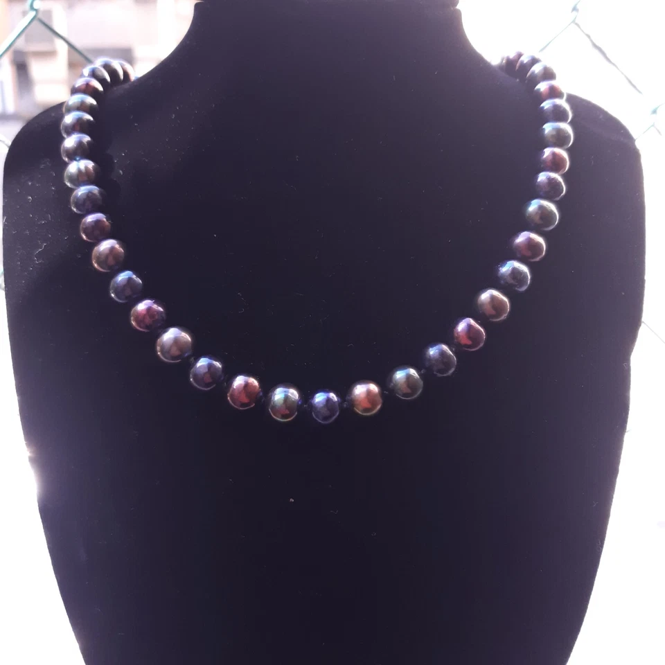 collana di perle nere multicolor riflessi cangianti 9mm chiusura in argento - Immagine 1 di 3