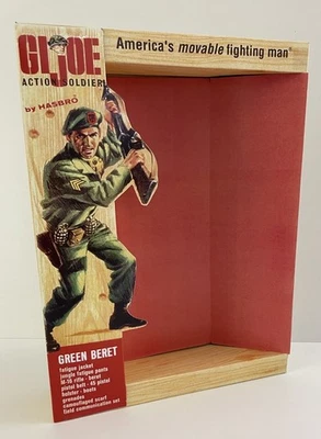 Винтажный стиль GI Joe зеленый берет коробка полностью собранный с термоусадочной пленкой, резьба - Изображение 1 из 4