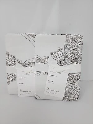 Granero de cerámica Sonya Medallion fundas estándar configuradas 2 grises Foto 1 de 4