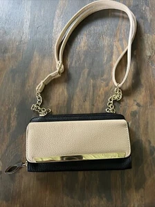 Black/Tan Jessica Simpson Crossbody Bag or Clutch - Picture 1 of 4