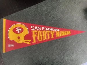 SAN FRANCISCO 49ERS 1970's FELT PENNANT 30" x 12" w/ 2 bar helmet - Picture 1 of 10