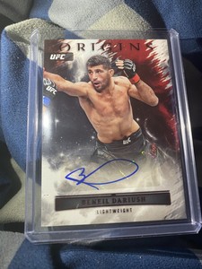 2023 UFC Panini Chronicles ORIGINS Autograph Beneil Dariush
