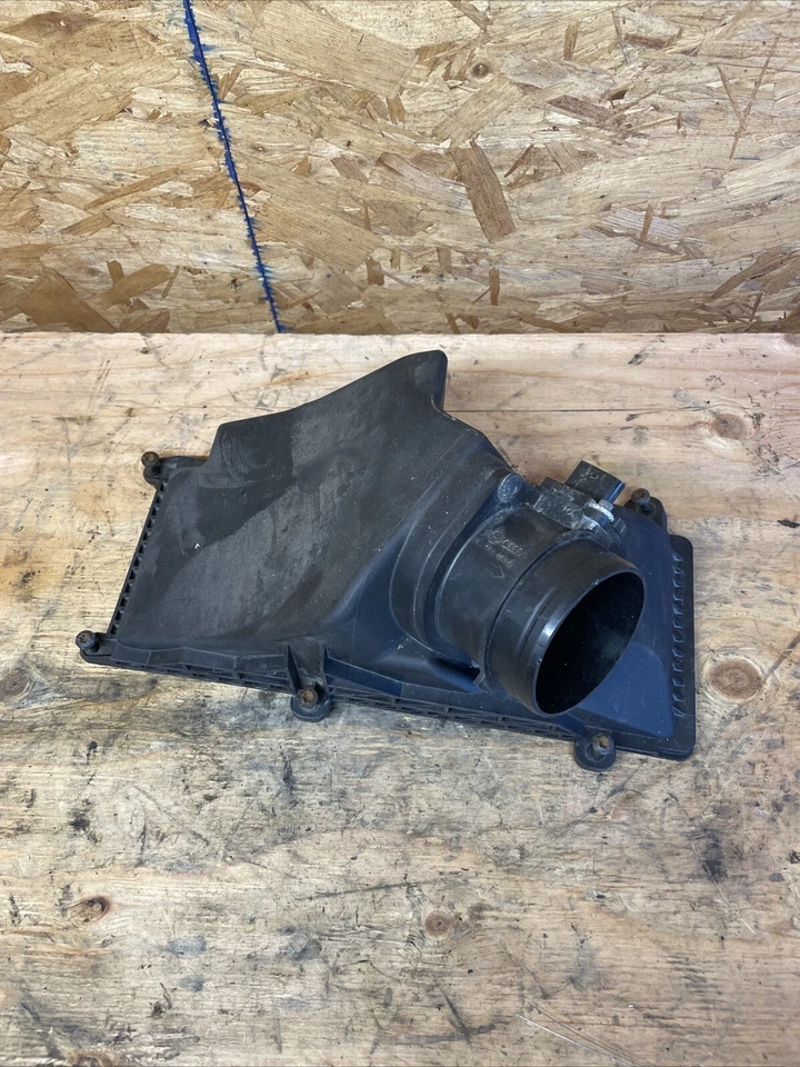 2009-2012 Audi A4 Air Cleaner Box Upper Cover W/ MAF Sensor OEM - Image 1 of 3