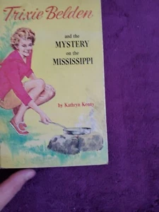 Trixie Belden & The Mystery on the Mississippi by Kathryn Kenny Book (HB, 1965) - Picture 1 of 15