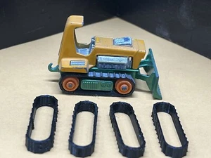 Matchbox No 12 Big Bull caterpillar 2 sets of tracks (DOZER NOT INCLUDED) - Picture 1 of 3