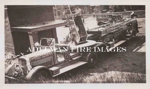 Fire Apparatus Photo Somerville Massachusetts L2 Pirsch Tiller 4213-SP752 - Picture 1 of 2