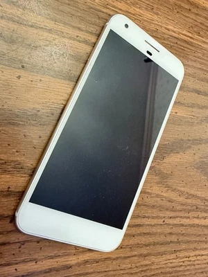 Google Pixel XL - No se enciende.  Dos fundas marca Google incluidas Foto 1 de 4