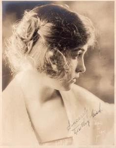 VINTAGE "SILENT FILM " ACTRESS: DOROTHY GISH SIGNED 8 X 10 SEPIA STYLE PHOTO - Picture 1 of 1