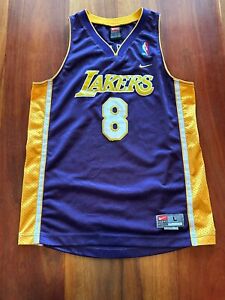 Vintage Nike Team Kobe Bryant #8 Kid’s Youth Large Jersey Los Angeles Lakers